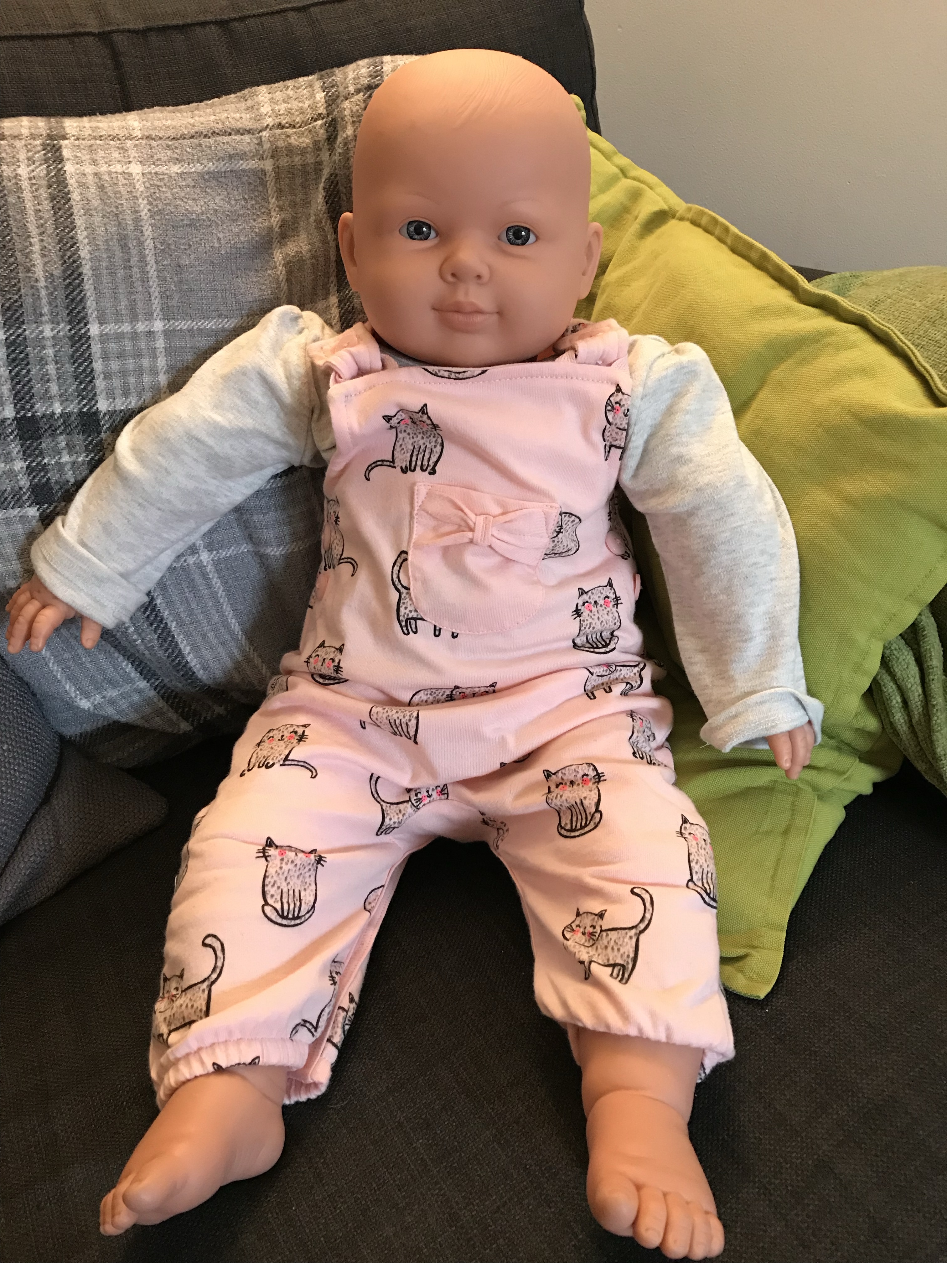 A picture of a massage doll