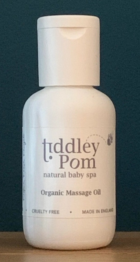 A photo of an organic sunflower oil bottle.